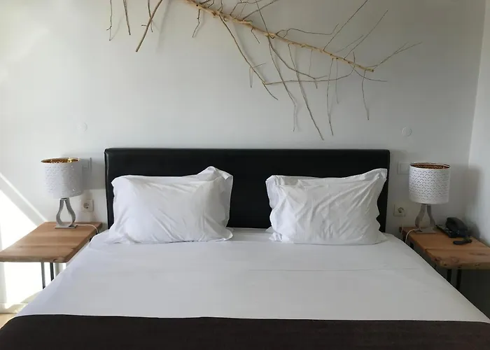 Hotel Promar - Eco & Maceira (Lisbon)